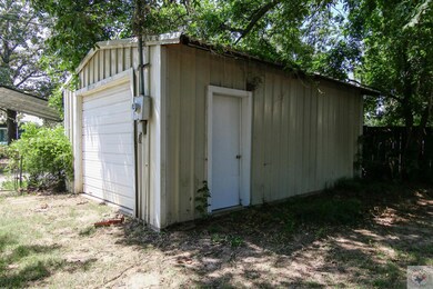 4207 Olive St, Texarkana, TX 75503 - photo 6