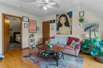 96 Gano St unit 8, Providence, RI 02906 - photo 3