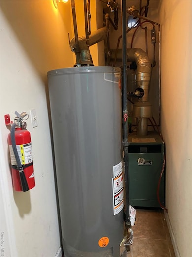 801 E 163rd St, Bronx, NY 10456 - photo 3