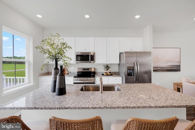 102 Kincaid Ct unit HARRIETT LOT 572, Martinsburg, WV 25403 - photo 2