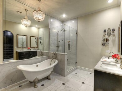 024_Master Bathroom
