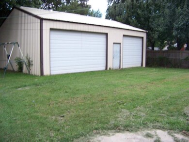 26' x 36' Morton building built in 1992 with elect