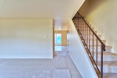 54 Eisenhower Cir, Whitehall, PA 18052 - photo 4