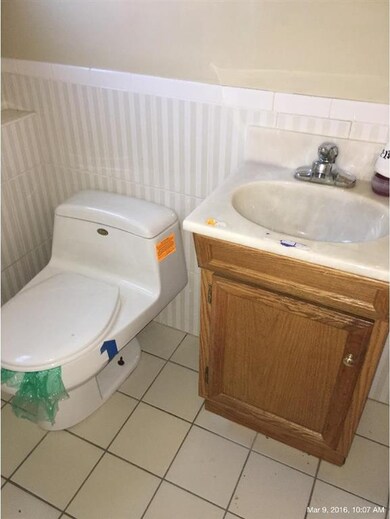 207 E Franklin Ave, Beverly, NJ 08010 - photo 4