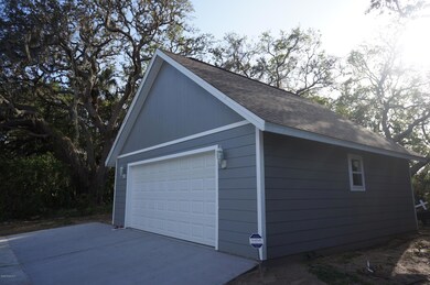 467 N Dixie Ave, Titusville, FL 32796 - photo 3