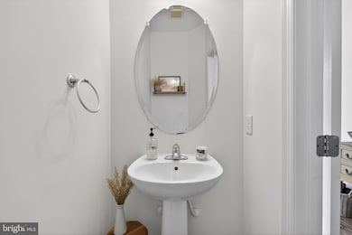 1418 Brayden Dr, Boothwyn, PA 19061 - photo 7