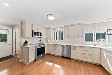 62 State St, Hanson, MA 02341 - photo 7