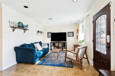 2913 Gravier St, New Orleans, LA 70119 - photo 2