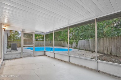 5335 Seaboard Ave, Jacksonville, FL 32210 - photo 6