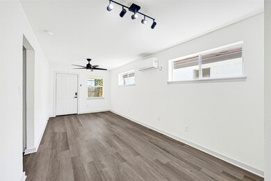 8701 Bertwood St unit 5, Houston, TX 77016 - photo 7