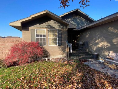 4111 Hilltop Dr, Pasco, WA 99301 - photo 2