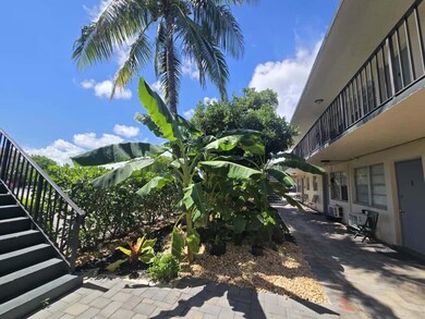 620 S Broadway unit 9, Lantana, FL 33462 - photo 4