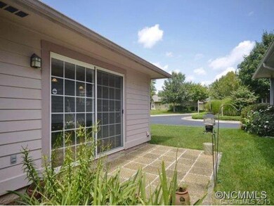 7 Gray Wolf Ln, Hendersonville, NC 28792 - photo 4