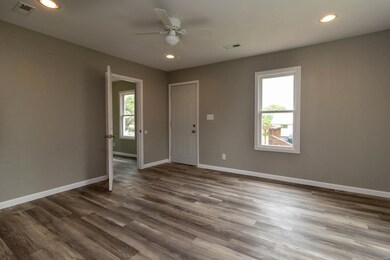 105 S Locust St, Dixon, MO 65459 - photo 4