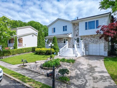 158 Weaver St, Staten Island, NY 10312 - photo 2
