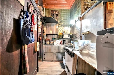 699 Elm St, Kearny, NJ 07032 - photo 6