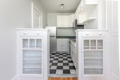 22 Concord Ave unit 10, Cambridge, MA 02138 - photo 5