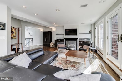 2370 Champlain St NW unit 34, Washington, DC 20009 - photo 7