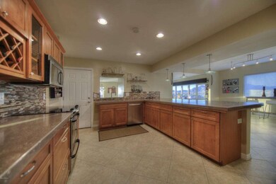 007_Kitchen