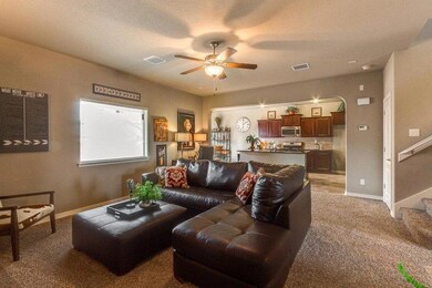 13900 Villa Victoria Dr, Horizon City, TX 79928 - photo 5