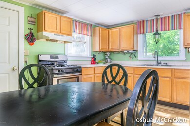 512 Foreman St SE, Lowell, MI 49331 - photo 4