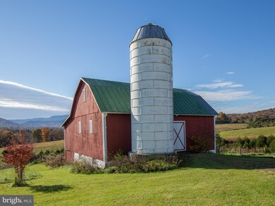 461 Thunderbird Rd, Bentonville, VA 22610 - photo 4