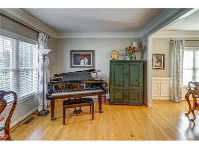 Triple crown molding in the living and dining room