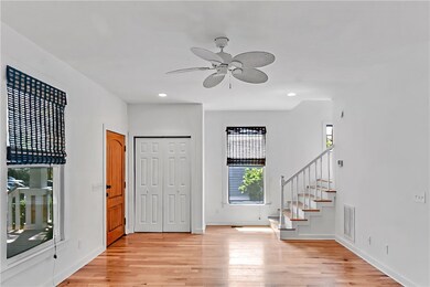 237 Broadway St, Saint Simons Island, GA 31522 - photo 4