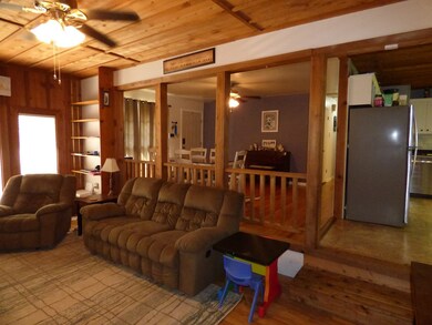 312 Wilson Dr, McComb, MS 39648 - photo 2