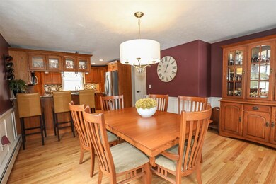 98 Heather Cir, Auburn, NH 03032 - photo 7