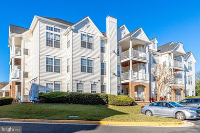 25340 Lake Mist Square unit 304, Chantilly, VA 20152 - photo 2