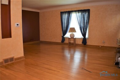 2641 Castleton Ave, Toledo, OH 43613 - photo 7