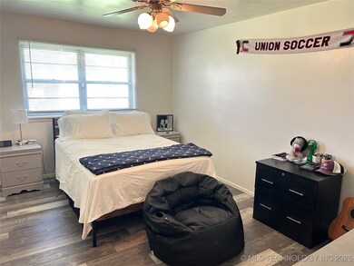 5521 S 76th Ave E, Tulsa, OK 74145 - photo 5