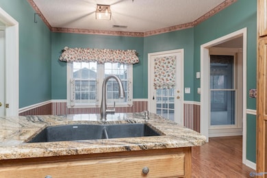 131 Castleton Dr, Harvest, AL 35749 - photo 4