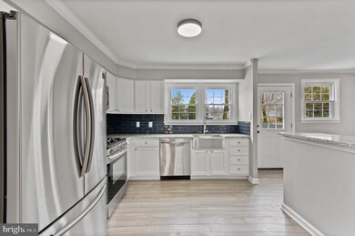 27 Lincoln Dr, Clementon, NJ 08021 - photo 5