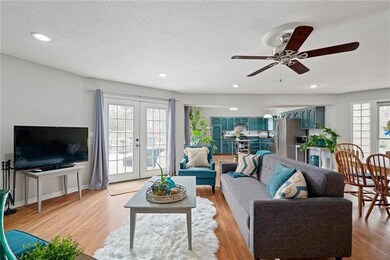 20505 Crickett Ln, Lenexa, KS 66220 - photo 6