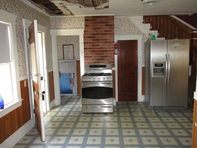 84 Hillside Rd, Dracut, MA 01826 - photo 4