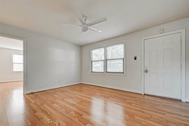 212 E 14th St, Houston, TX 77008 - photo 3