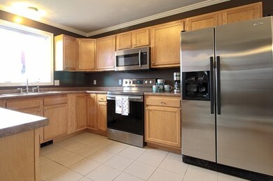 409 Pleasant St, Leicester, MA 01524 - photo 2