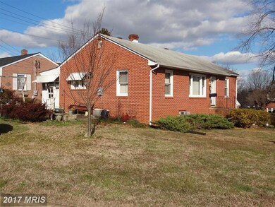 327 Jefferson St, Orange, VA 22960 - photo 4