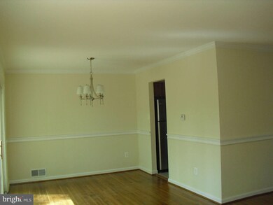 5928 Merritt Place, Falls Church, VA 22041 - photo 6