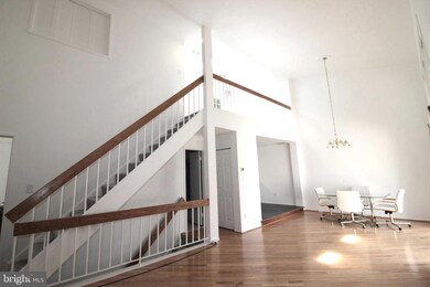 26 Lea Pond Ct, Montgomery Village, MD 20886 - photo 4