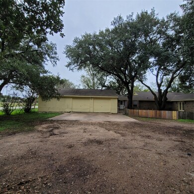 20433 Kermier Rd, Waller, TX 77484 - photo 3