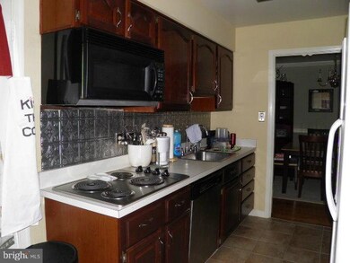 9504 Dublin Dr, Manassas, VA 20109 - photo 5