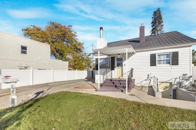307 E 18th St, Idaho Falls, ID 83404 - photo 5