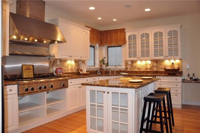 357 Major Potter Rd, Warwick, RI 02886 - photo 4