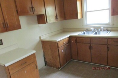 1536 Engle Dr unit E-24, Macon, GA 31211 - photo 2