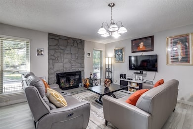 10650 Steppington Dr unit 206, Dallas, TX 75230 - photo 3