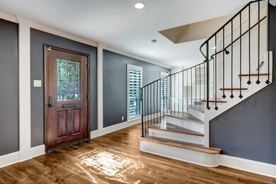 835 Glenchester Dr, Houston, TX 77079 - photo 3