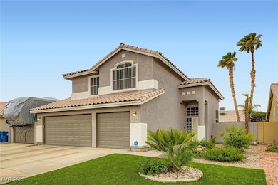 Mediterranean / spanish-style house featuring stuc